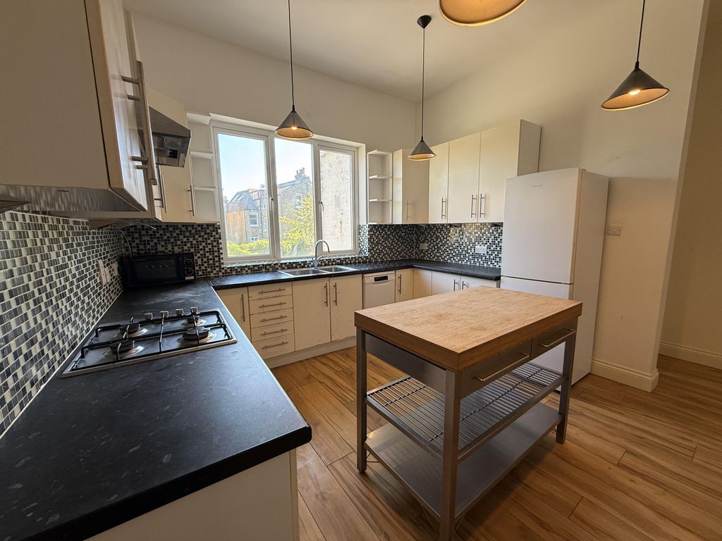 Property photo 3 of 16 Img_0116.Jpg