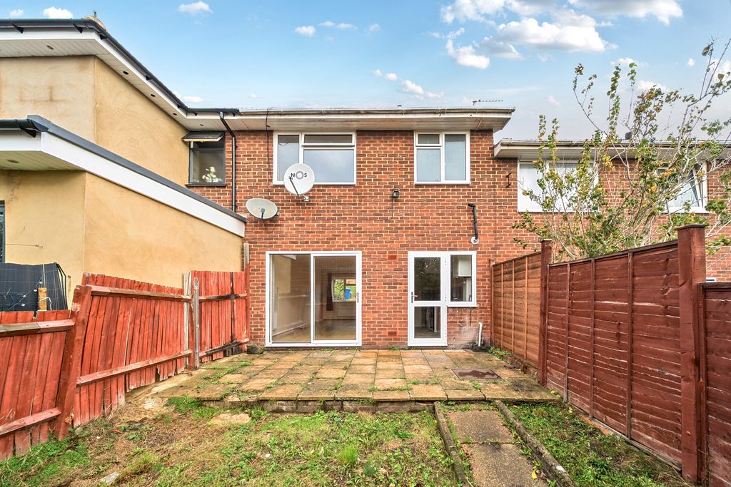 Property photo 3 of 17