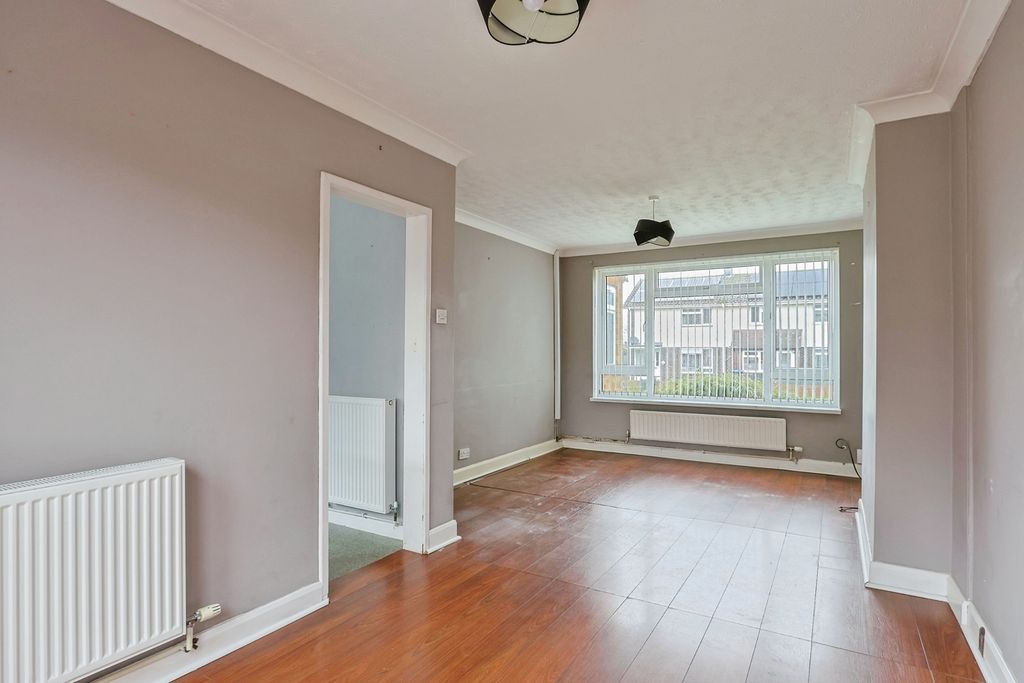 Property photo 2 of 16 Pbox-Img.Jpg