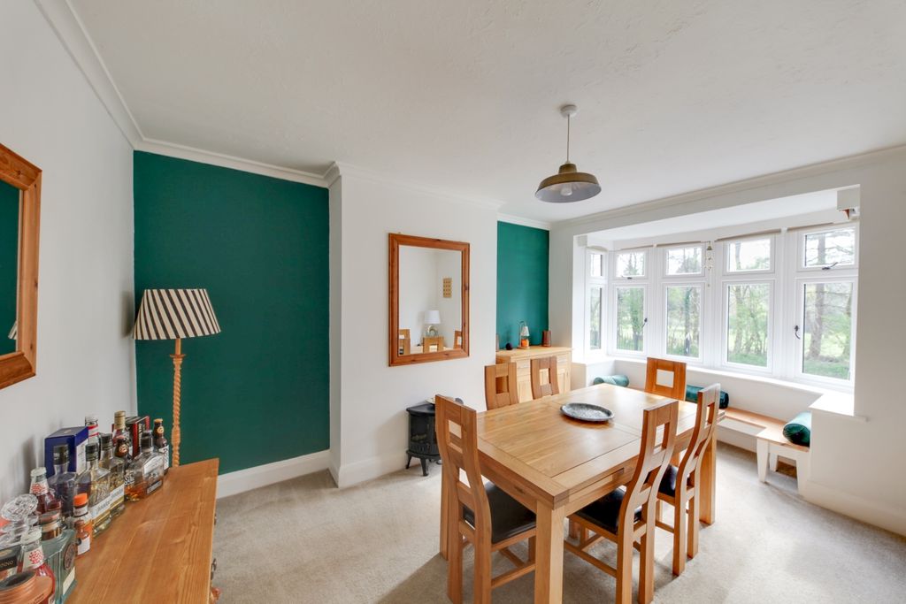 Property photo 3 of 24 Full Dining Room With Bay Window And Bespoke Windo
