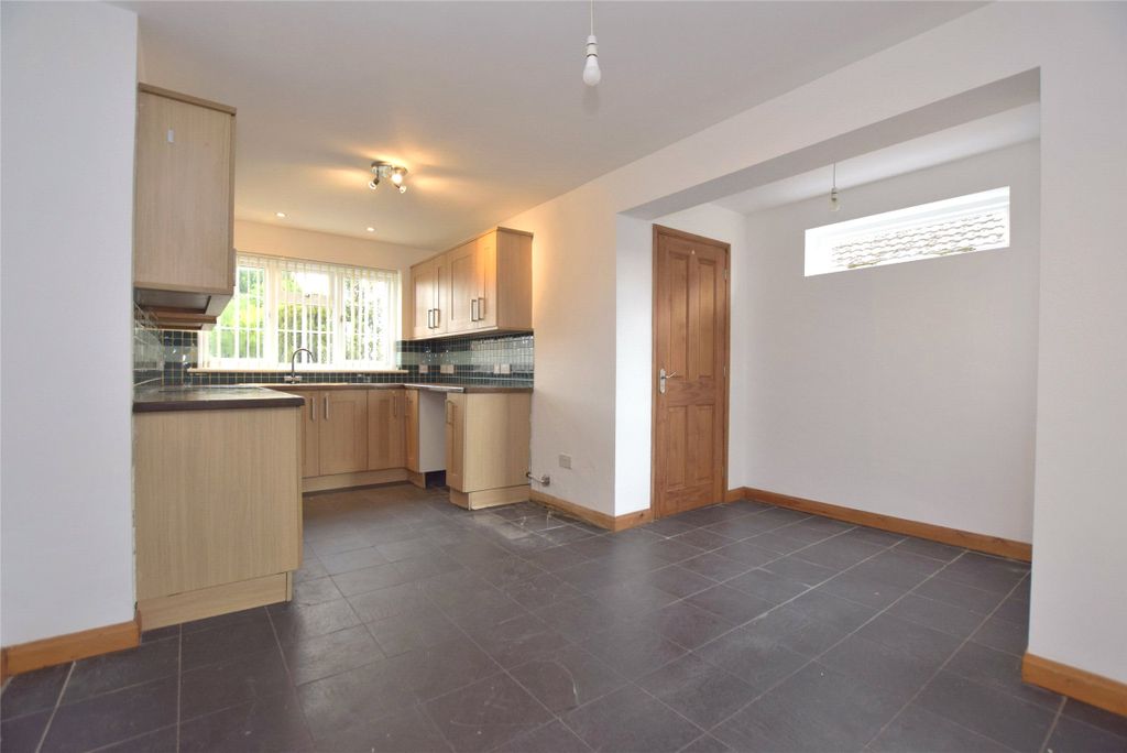 Property photo 2 of 10 Picture No. 08
