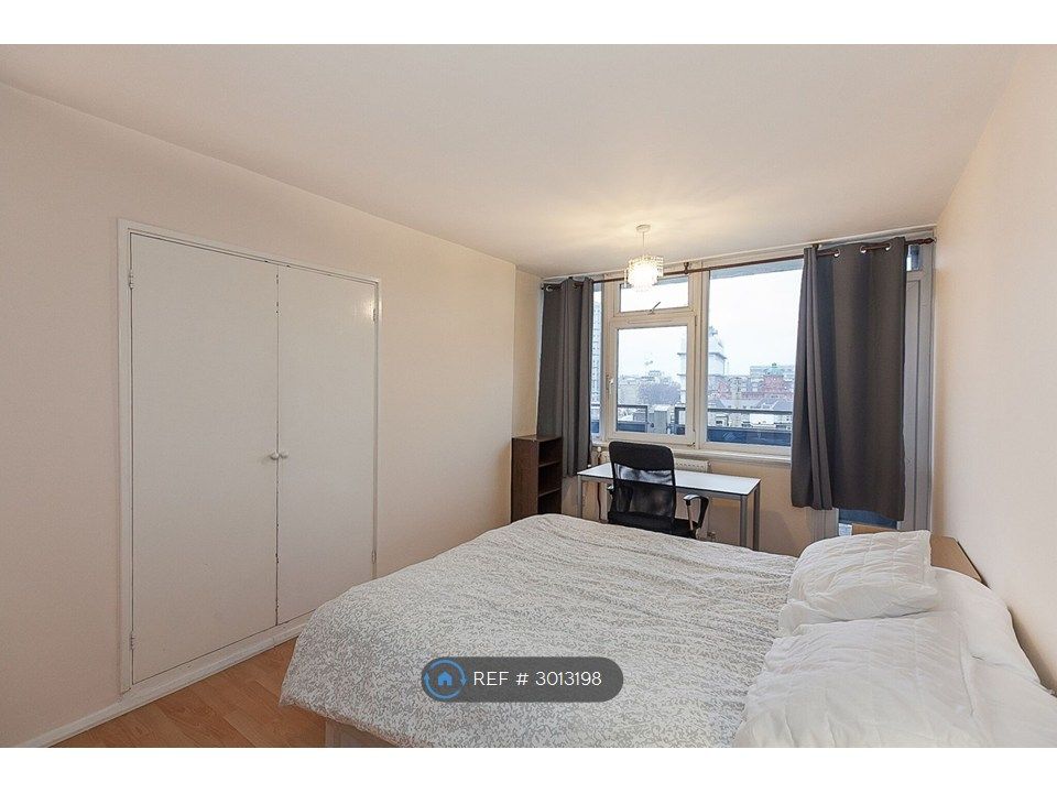 Property photo 3 of 9 Bed 1
