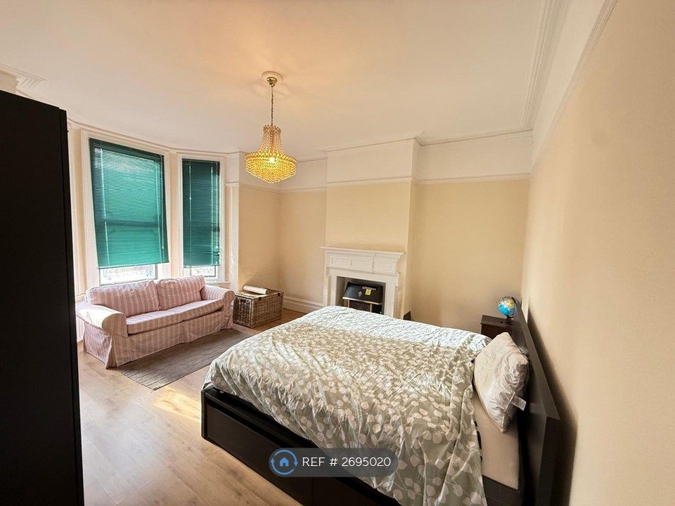 Property photo 3 of 7