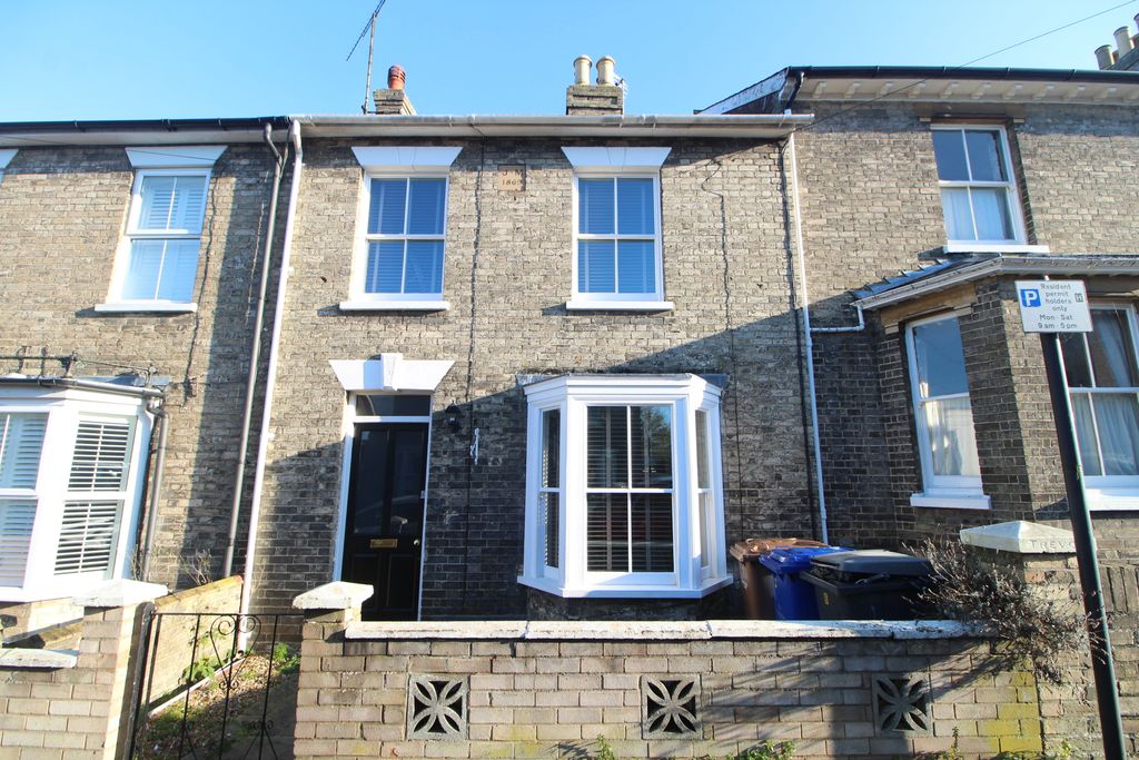 Property photo 1 of 6