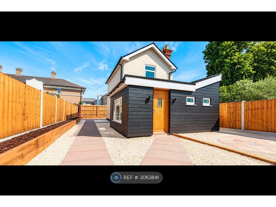 Property photo 2 of 22