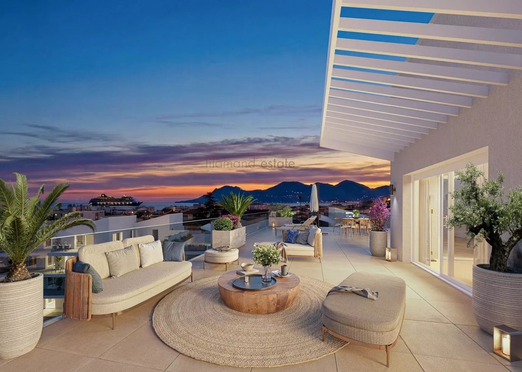 Property photo 1 of 6 Cannes Gallia - Penthouse - 4 Rooms - Pool