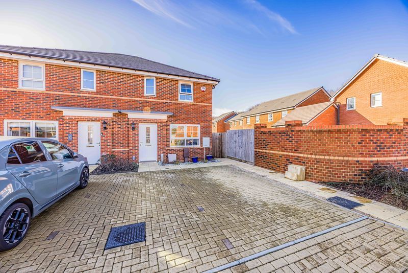 Property photo 1 of 13 Photo 13