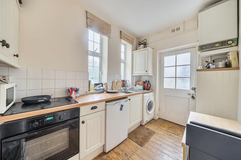 Property photo 3 of 15 Kitchen