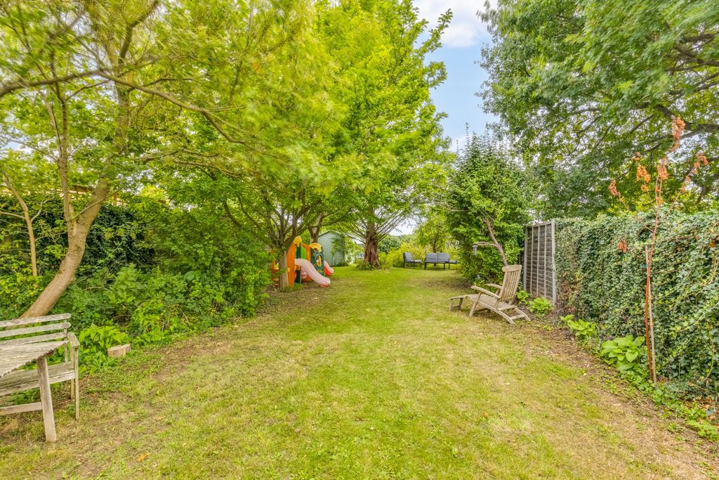 Property photo 3 of 24 4162126