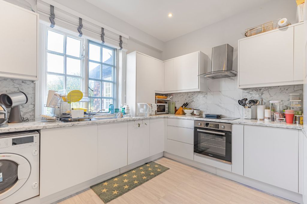 Property photo 3 of 14 Kitchen