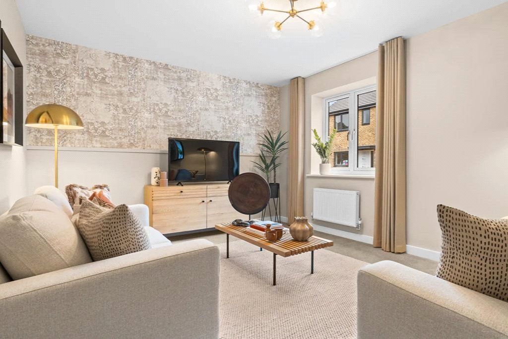 Property photo 2 of 7 Typical Lounge