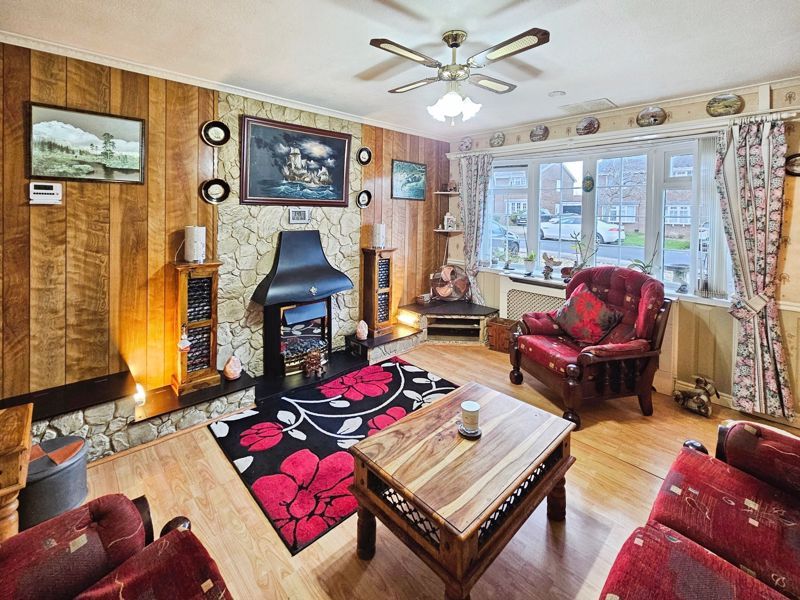 Property photo 3 of 11 Photo 9