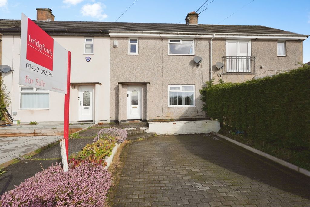 Property photo 1 of 21 Front