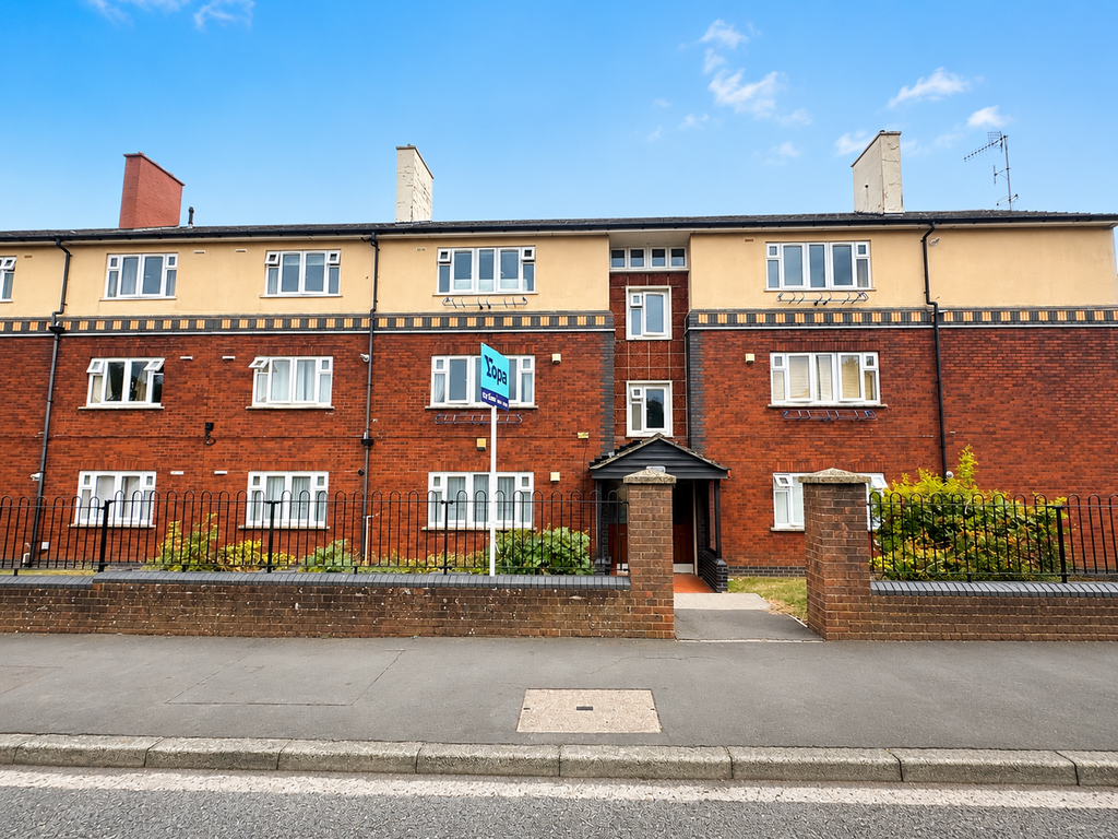 Property photo 2 of 12 Fa469652-773B-46D6-Adc3-0A0131965137