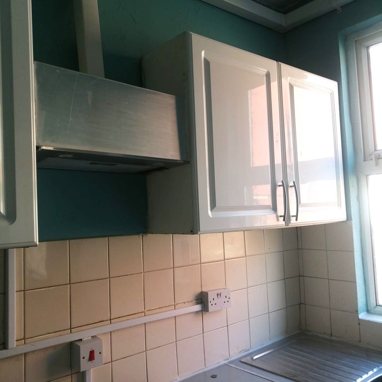 Property photo 3 of 11 3