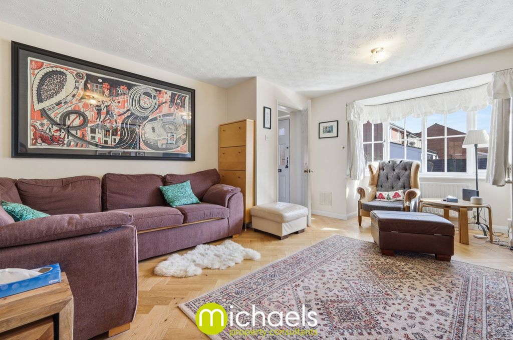 Property photo 3 of 25