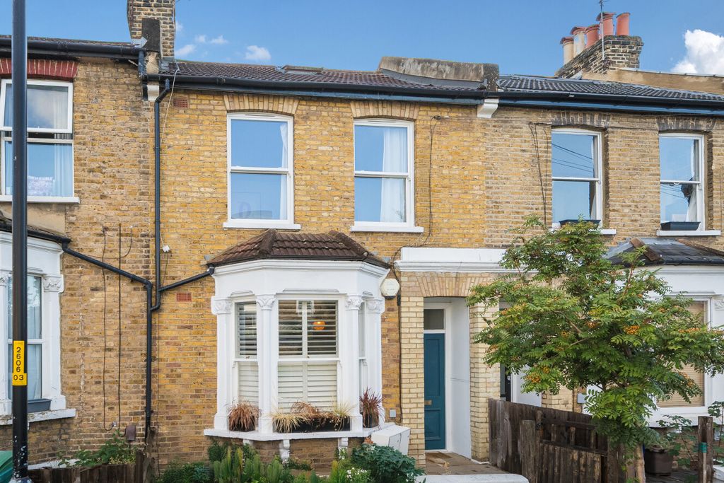 Property photo 1 of 10 2-6Aa03F53ce366-1...