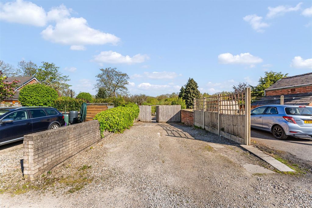 Property photo 2 of 28 Double Driveway