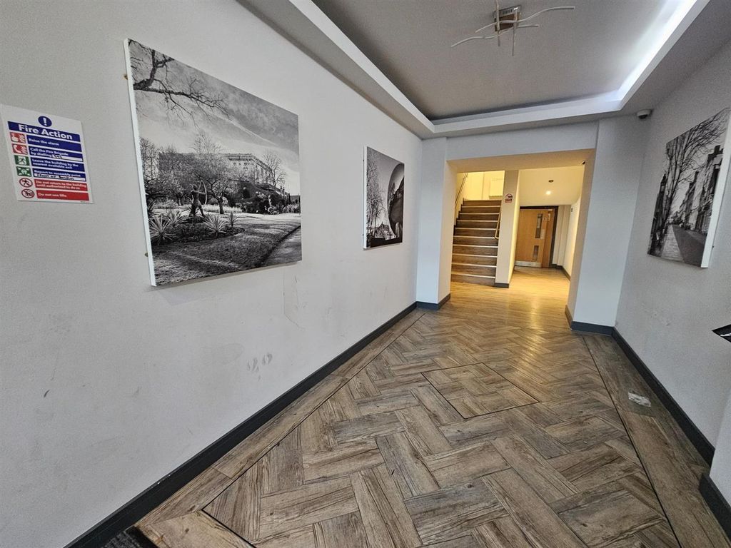 Property photo 3 of 31 474.Jpg