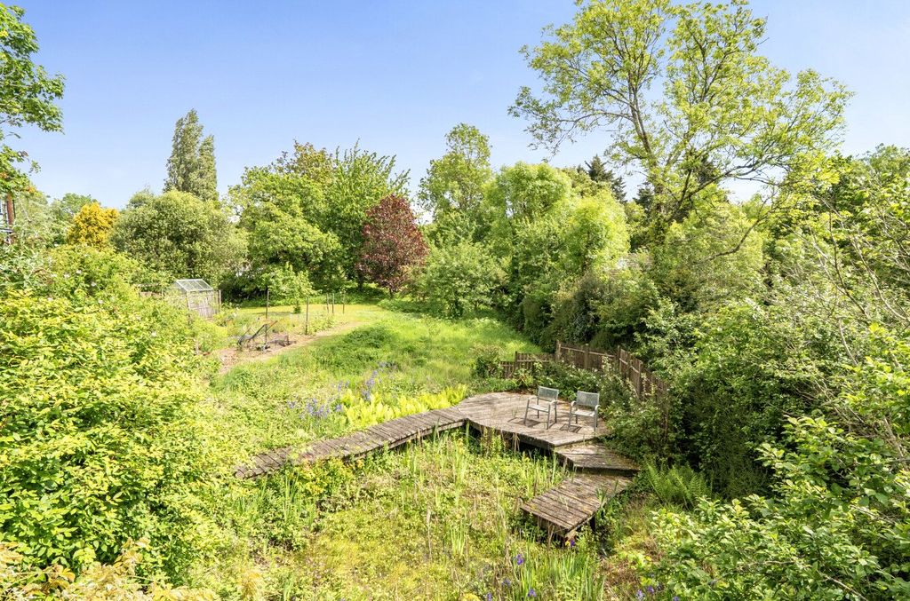 Property photo 2 of 16 Rear Garden