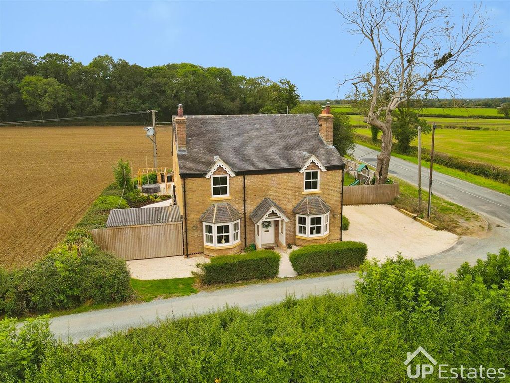 Property photo 1 of 36