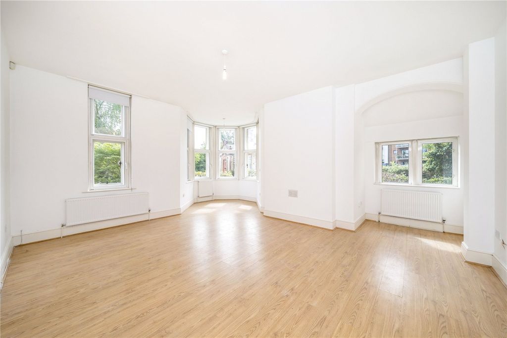 Property photo 2 of 7 Picture No. 05
