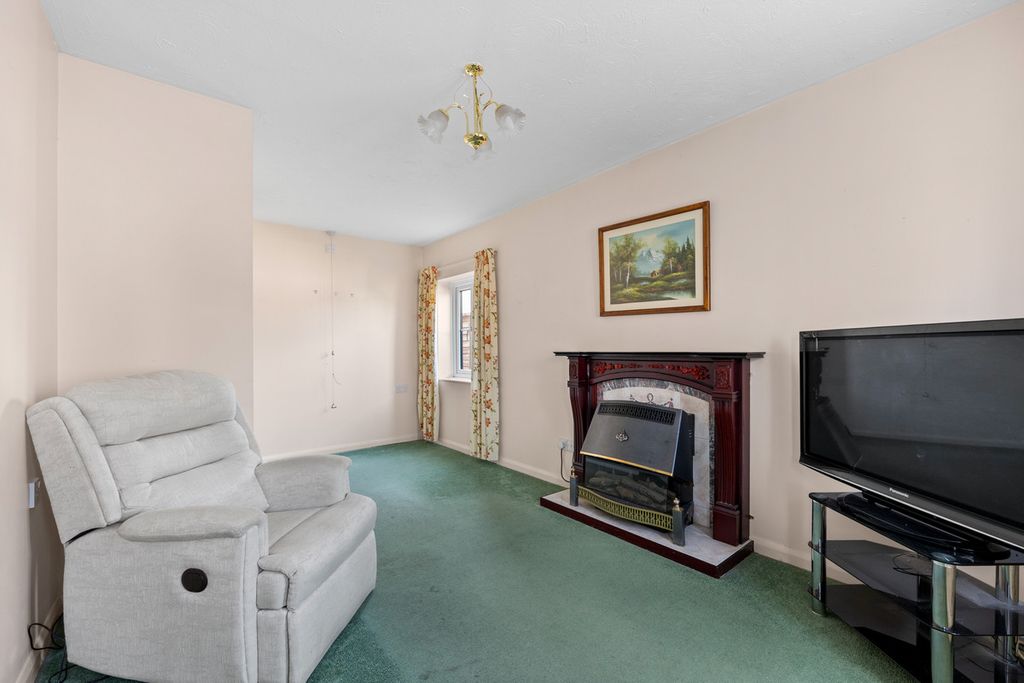 Property photo 3 of 9