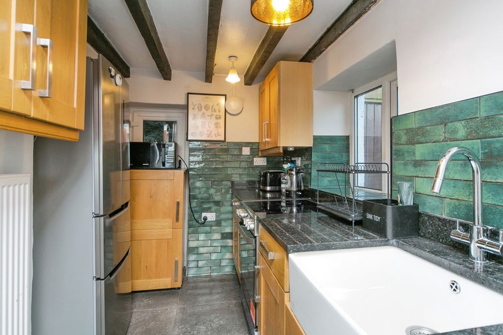 Property photo 3 of 18 Photo