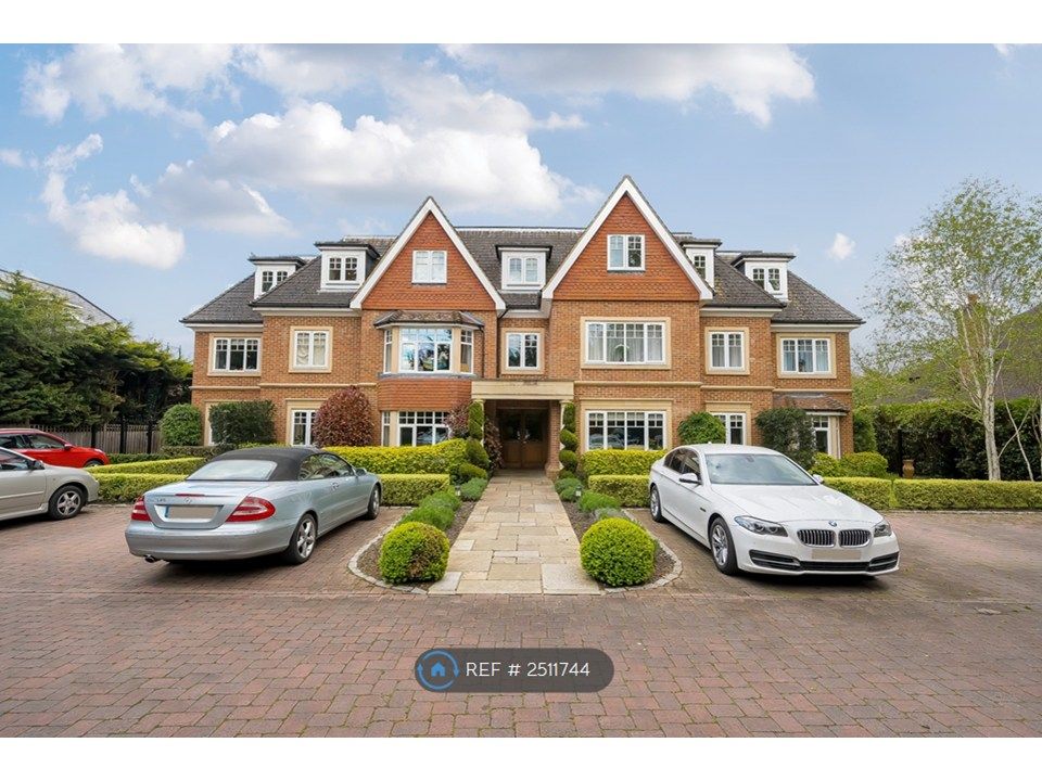 Property photo 1 of 8 Main Entrance