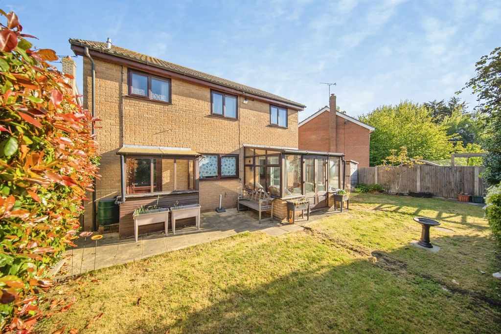 Property photo 1 of 18