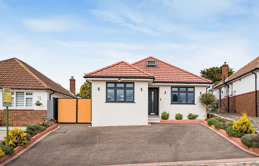 Property photo 1 of 42 Photo 43