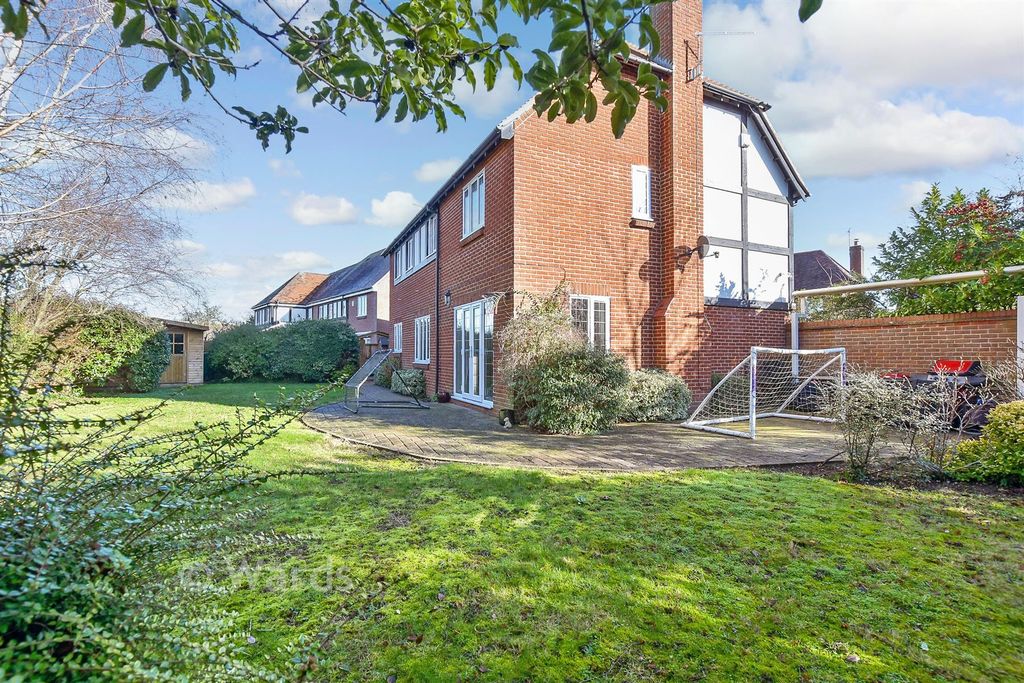 Property photo 1 of 17 Rear Elevation