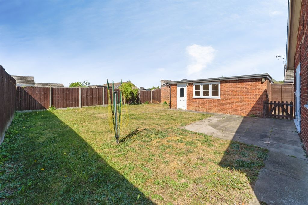 Property photo 2 of 15