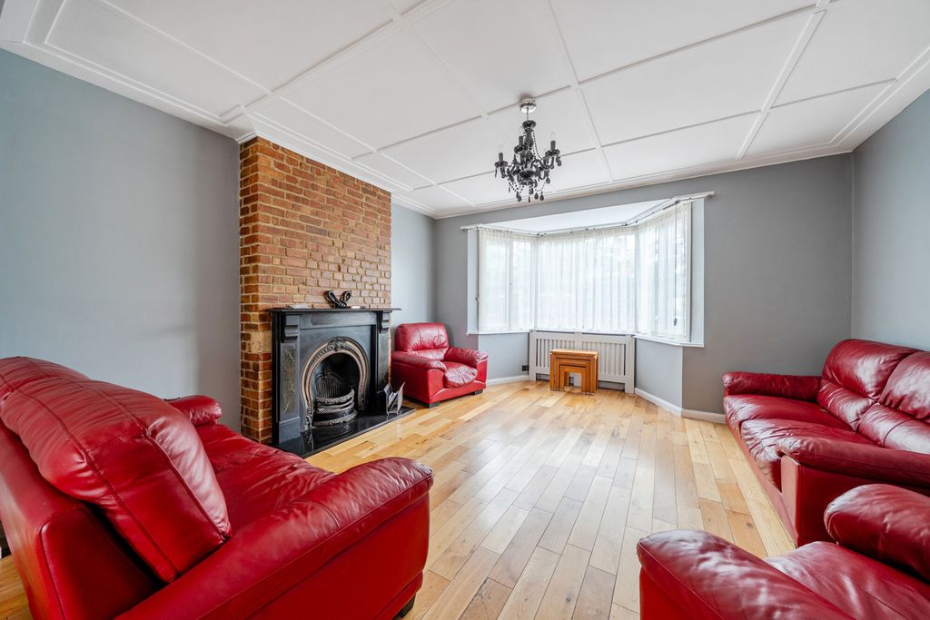 Property photo 2 of 20 1510167-10-6A843B...
