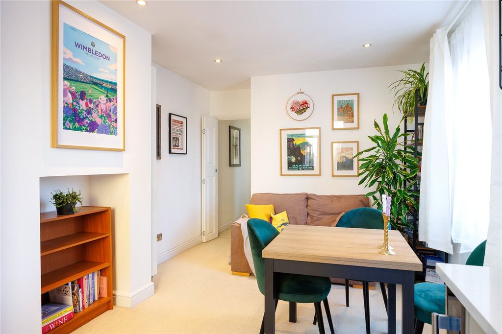 Property photo 3 of 7 Picture No. 04