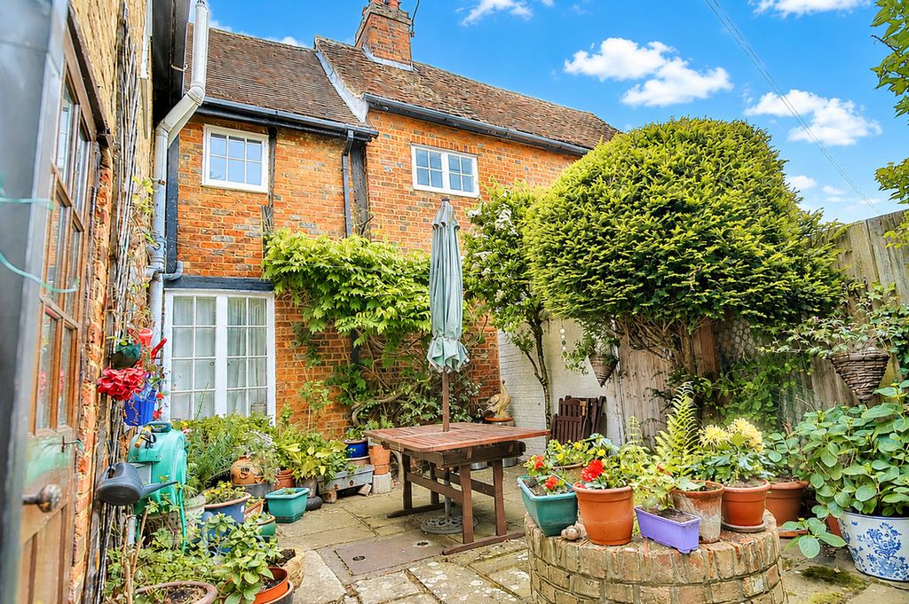 Property photo 3 of 42