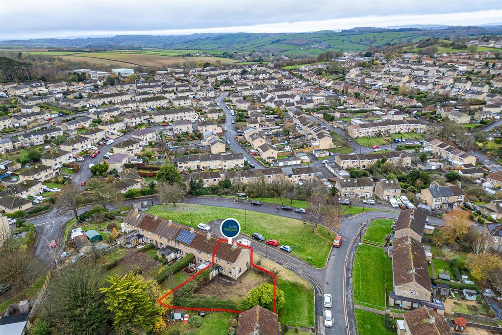 Property photo 3 of 32 85 Stirtingale Road, Kingsway, Bath Ba2 2Ng | Free