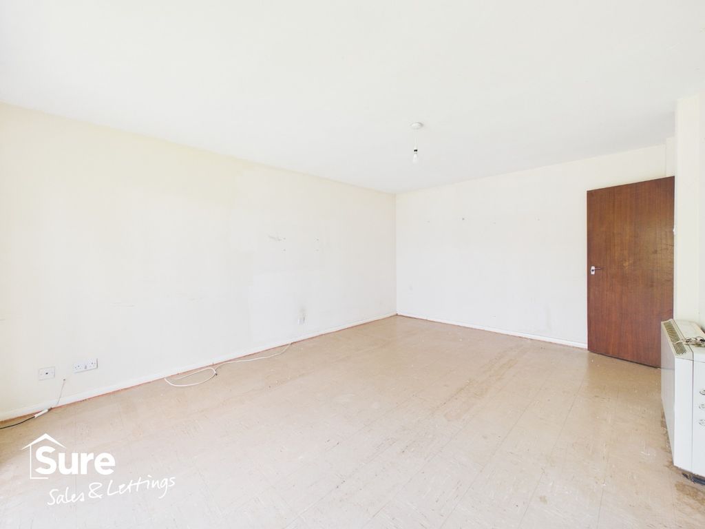 Property photo 3 of 21 5144253