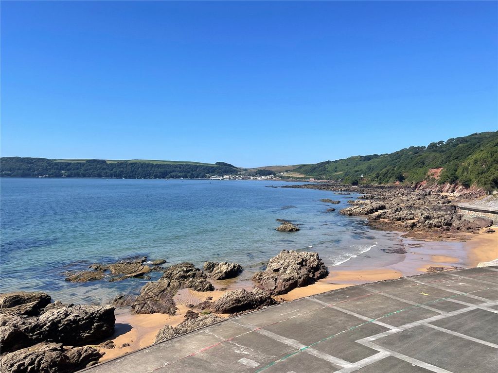 Property photo 2 of 15 Picture No. 28