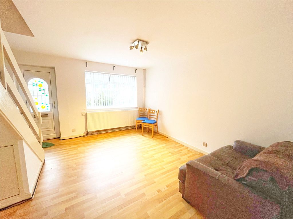 Property photo 3 of 13 Picture No. 12