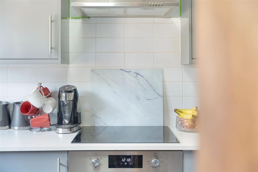 Property photo 3 of 9 51 Dandalan Clsoe-01.Jpg