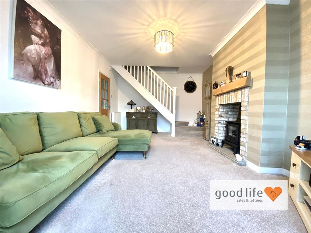 Property photo 3 of 21 20260218_143749912_Ios7Norwayavenue.Jpg