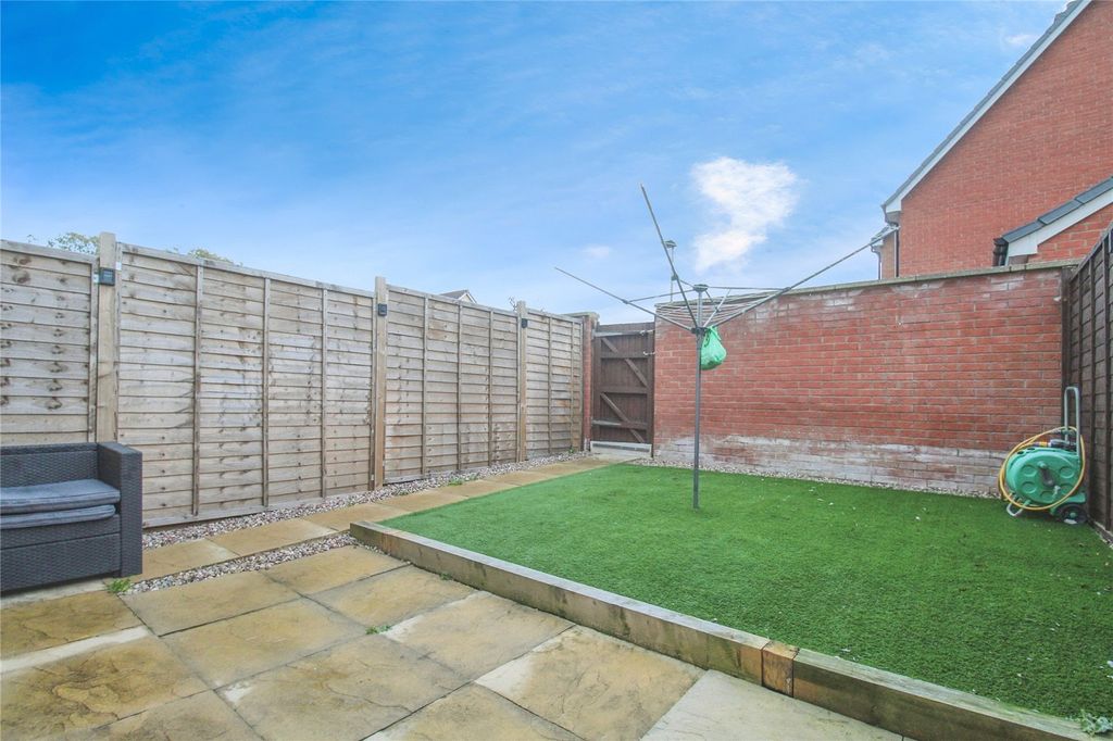 Property photo 2 of 16 Picture No. 01