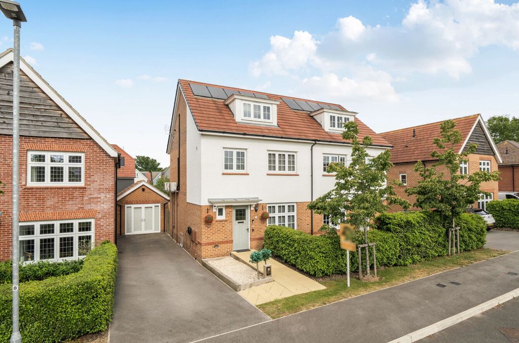 Property photo 1 of 28 1466507-1-6A0F505...