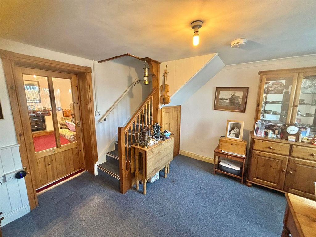 Property photo 3 of 40 Picture No. 24