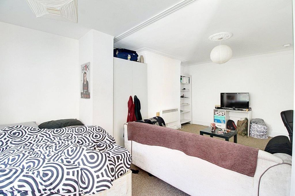 Property photo 3 of 7 Picture No. 08