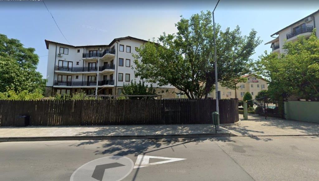 Property photo 1 of 14