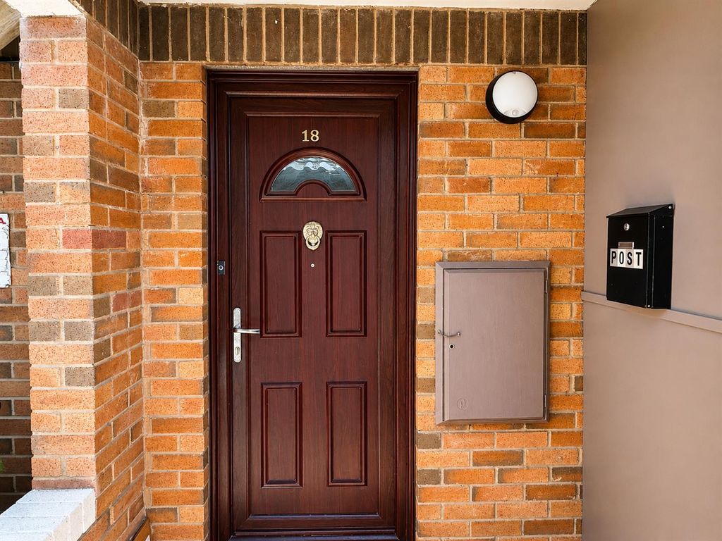 Property photo 2 of 6 For Sale By Aspire Residential | Pilgrims Terrace