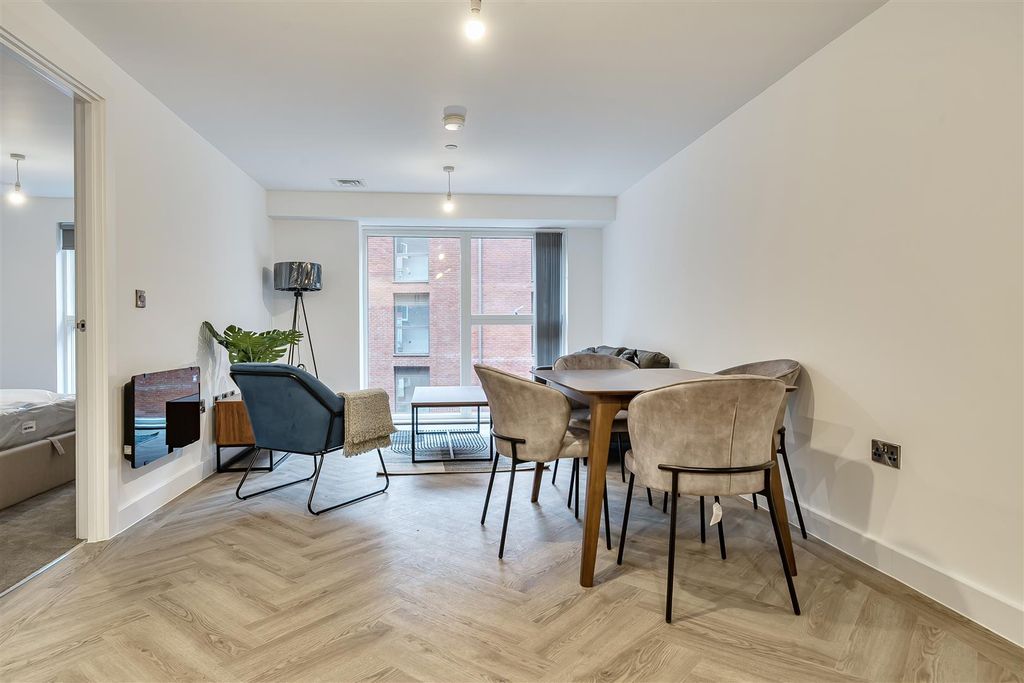 Property photo 3 of 14 1424434-3-69Aad5Aea8A6c.Jpg