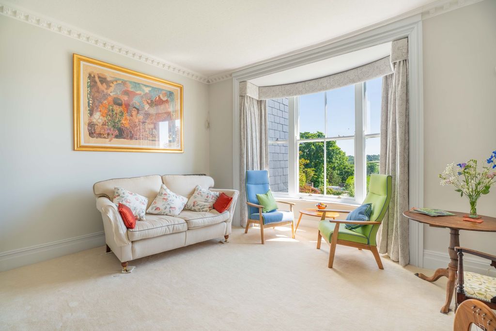 Additional image 7 of 8 bed link detached house for sale61 St. James Street, Narberth SA67